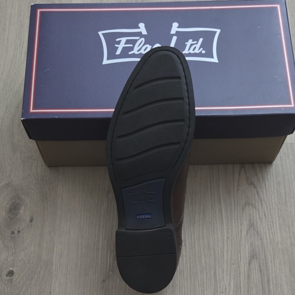 Tan Oxford Shoes Classic Style - Picture 3 of 6